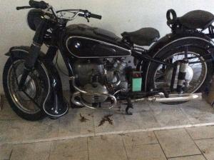 Odcizená  motorka - veterán BMW z roku 1954 1